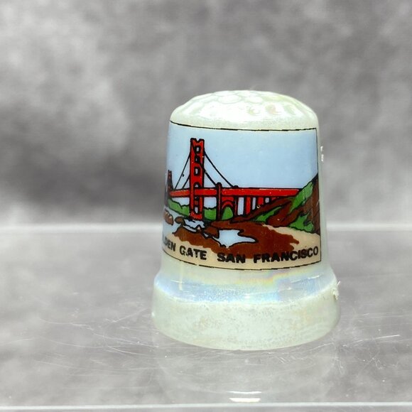 Golden Gate San Francisco Souvenir Ceramic Thimble With Iridescent Finish - Picture 3 of 10